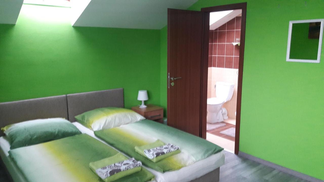Ubytovanie House Galánta Kültér fotó