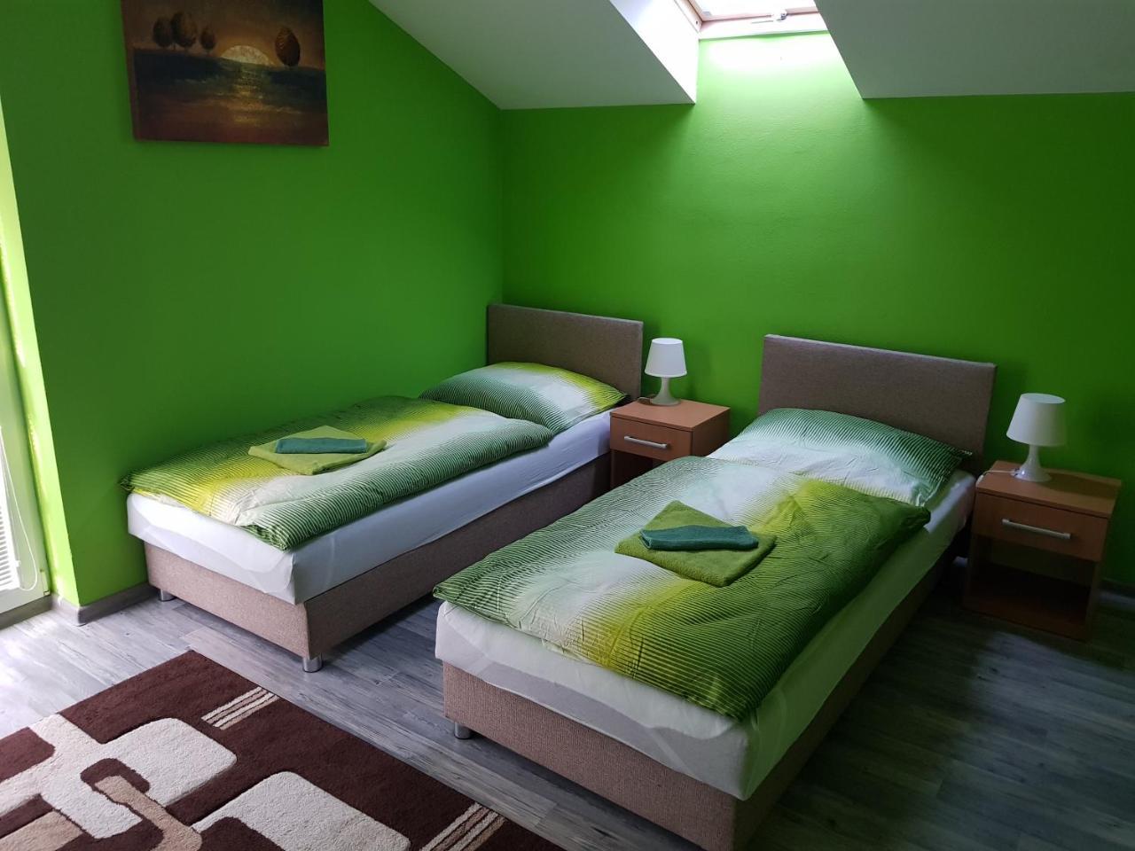 Ubytovanie House Galánta Kültér fotó